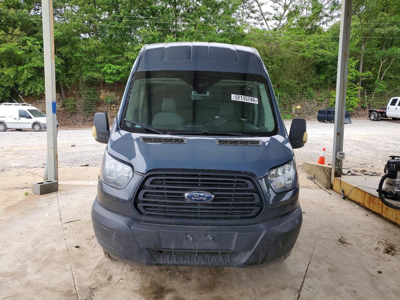 Ford Transit T-250