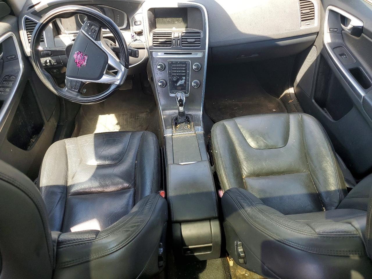 Volvo XC60 T6