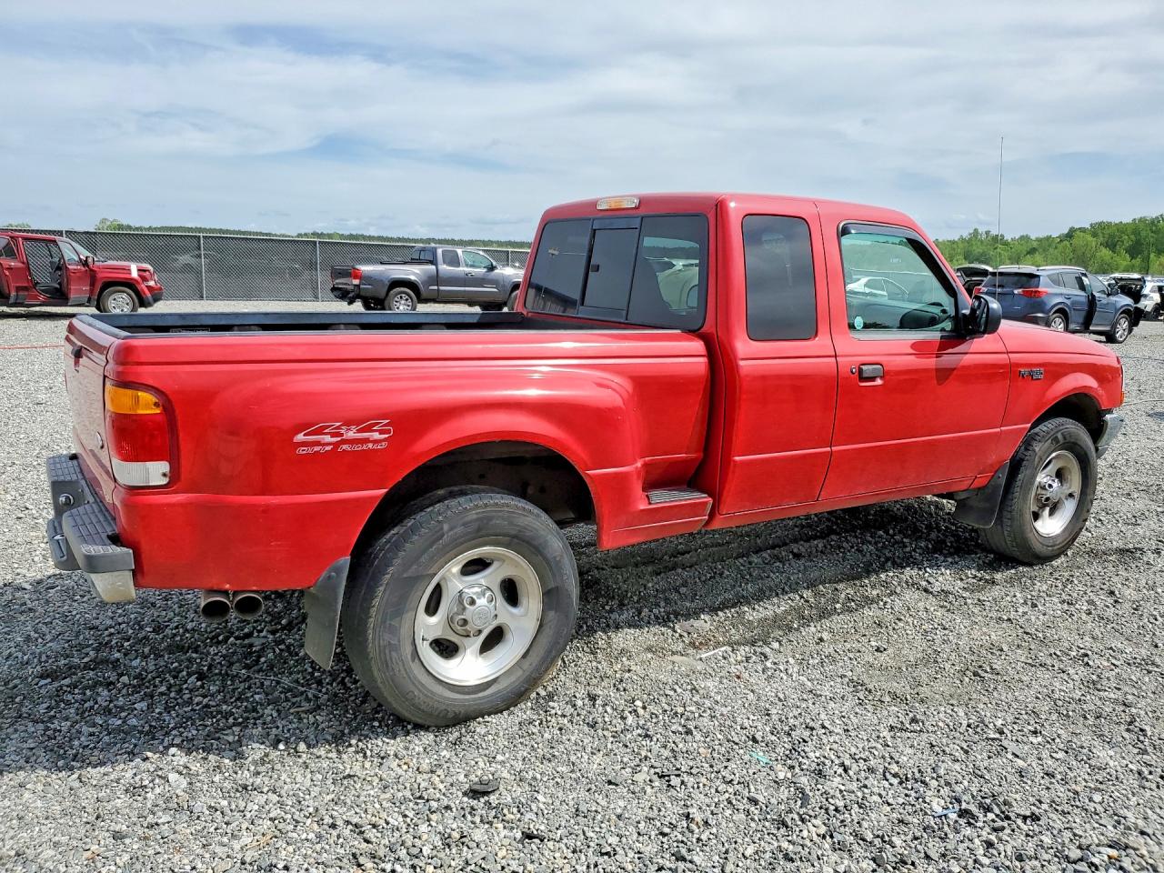 Ford Ranger Super Cab