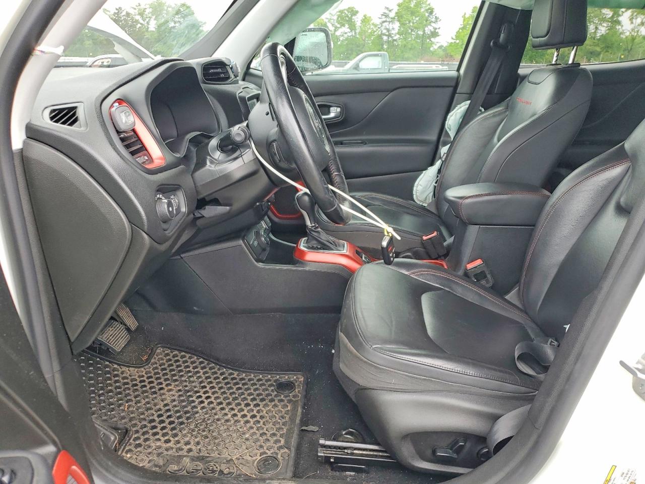 Jeep Renegade Trailhawk