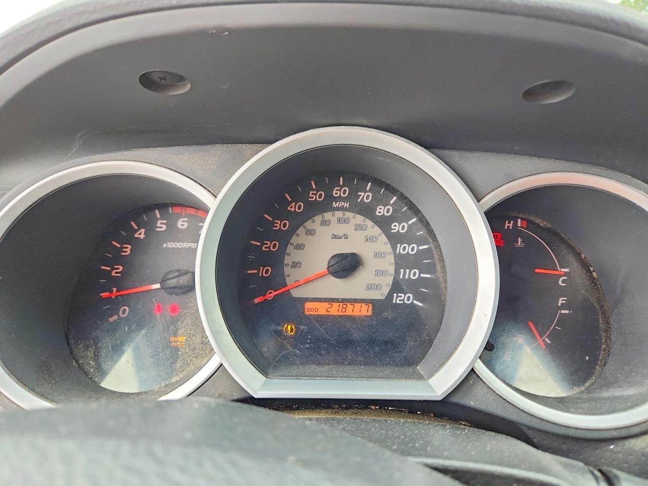 Toyota Tacoma Base