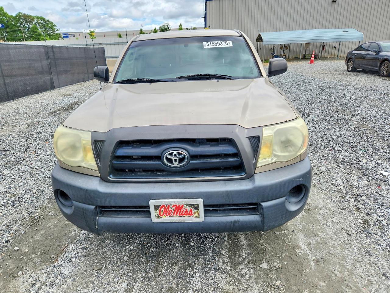 Toyota Tacoma Base