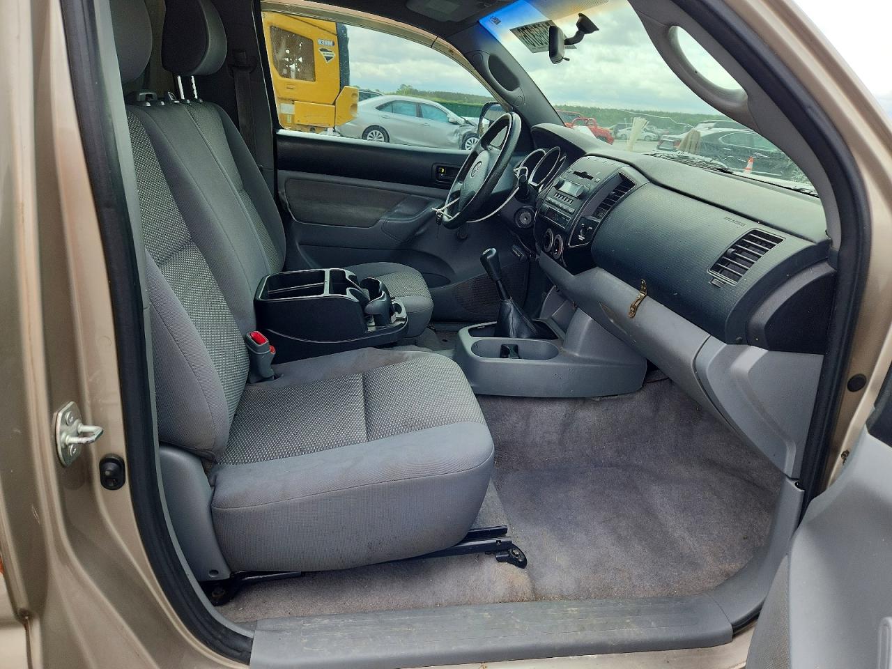 Toyota Tacoma Base