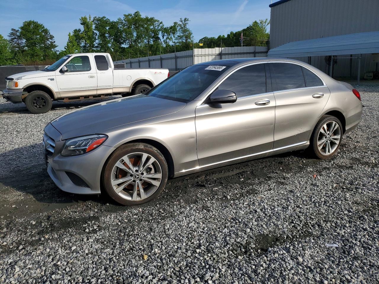 Salvage Mercedes-Benz C-Class Image