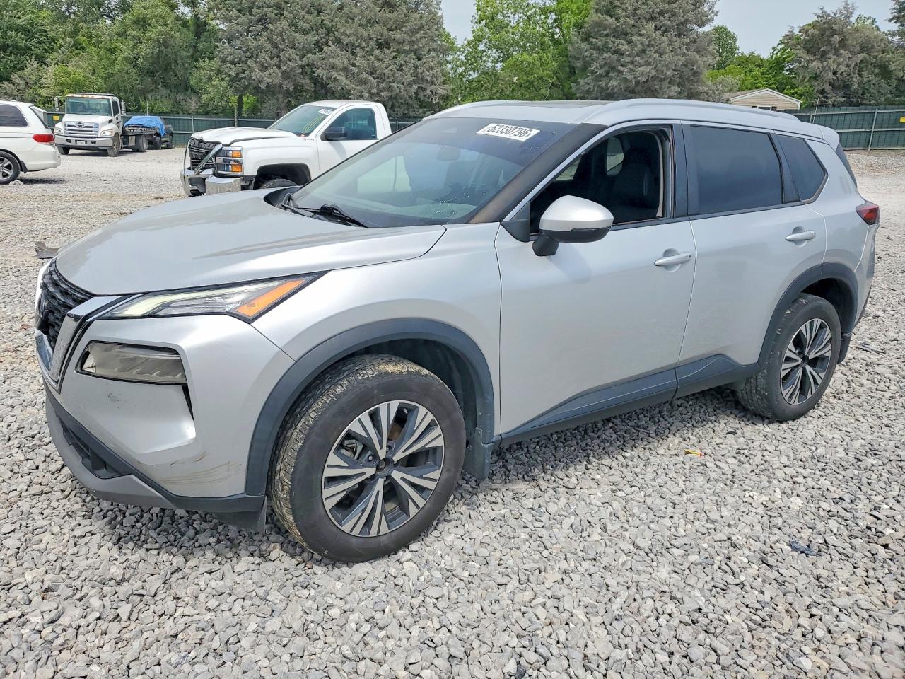 Salvage Nissan Rogue Image