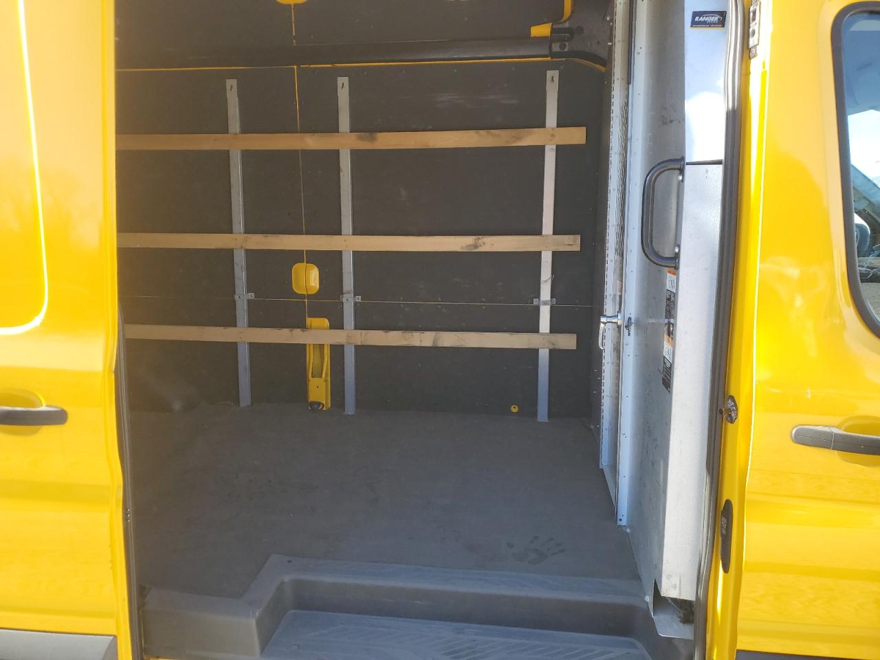 Ford Transit T-250