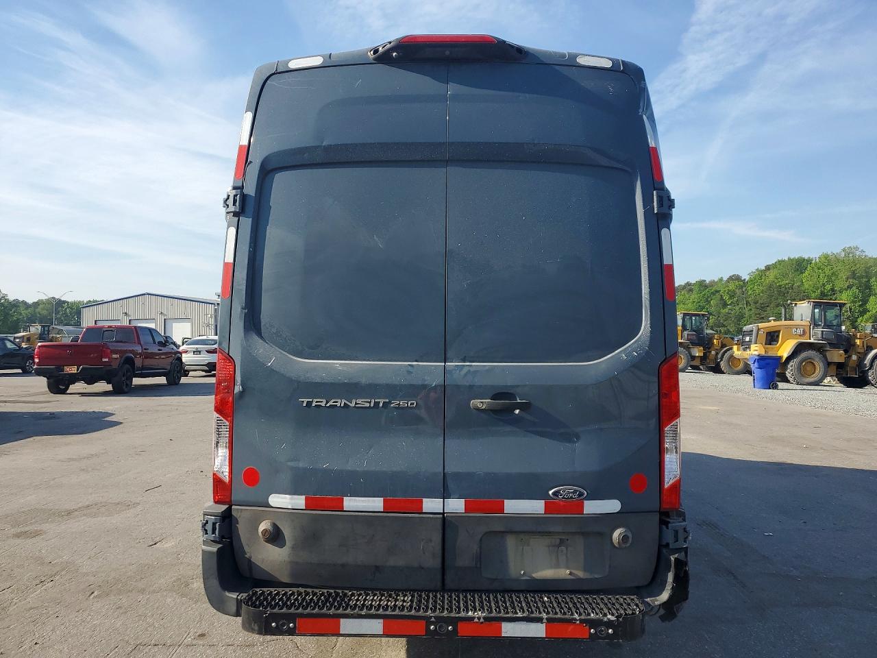 Ford Transit T-250