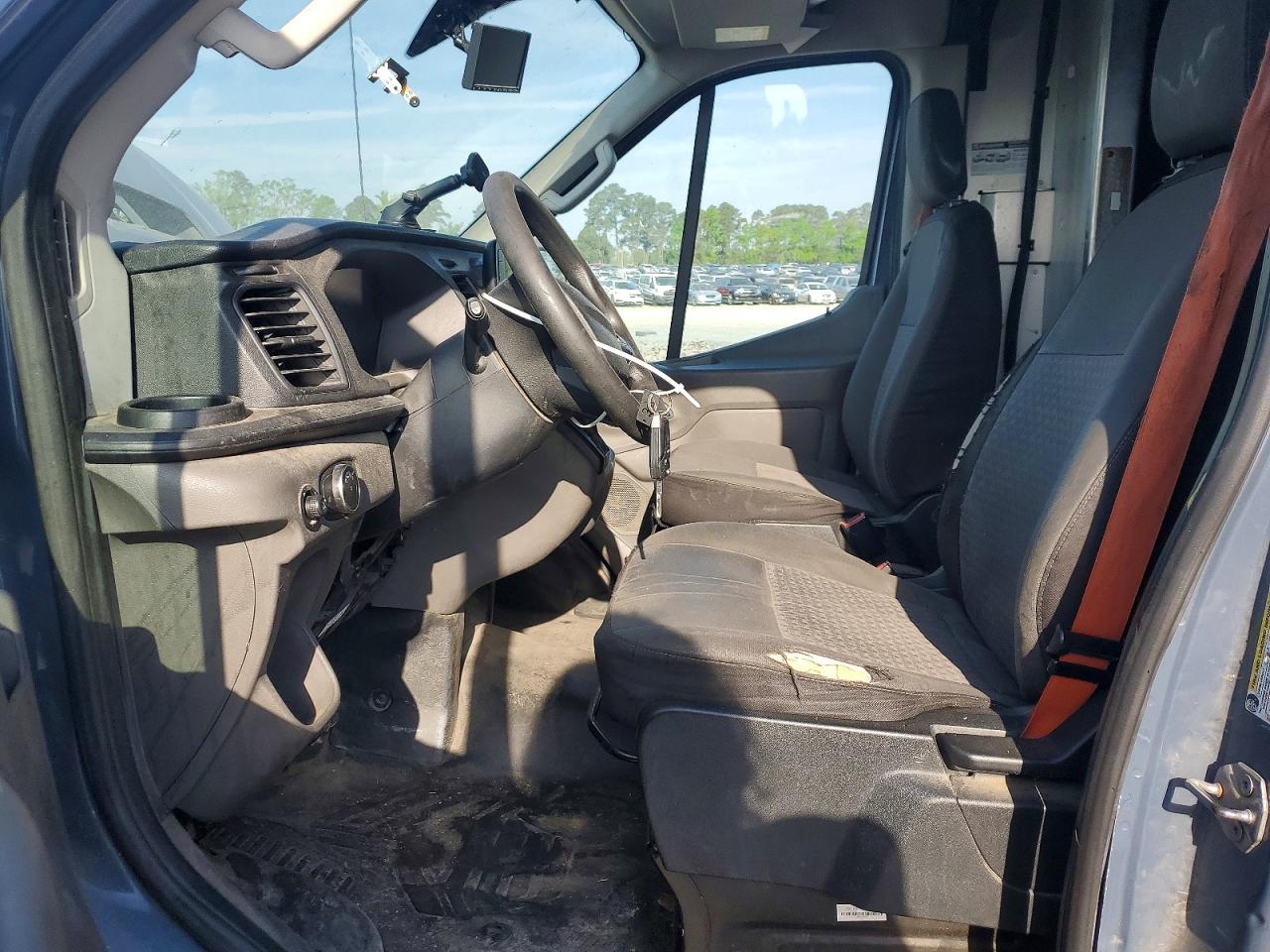 Ford Transit T-250