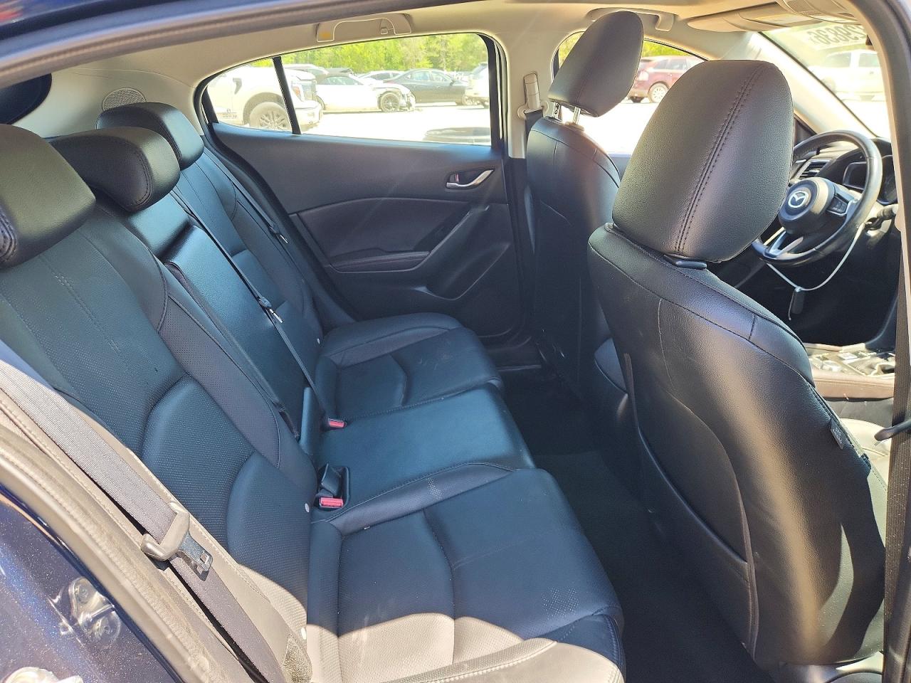 Mazda 3 Grand Touring