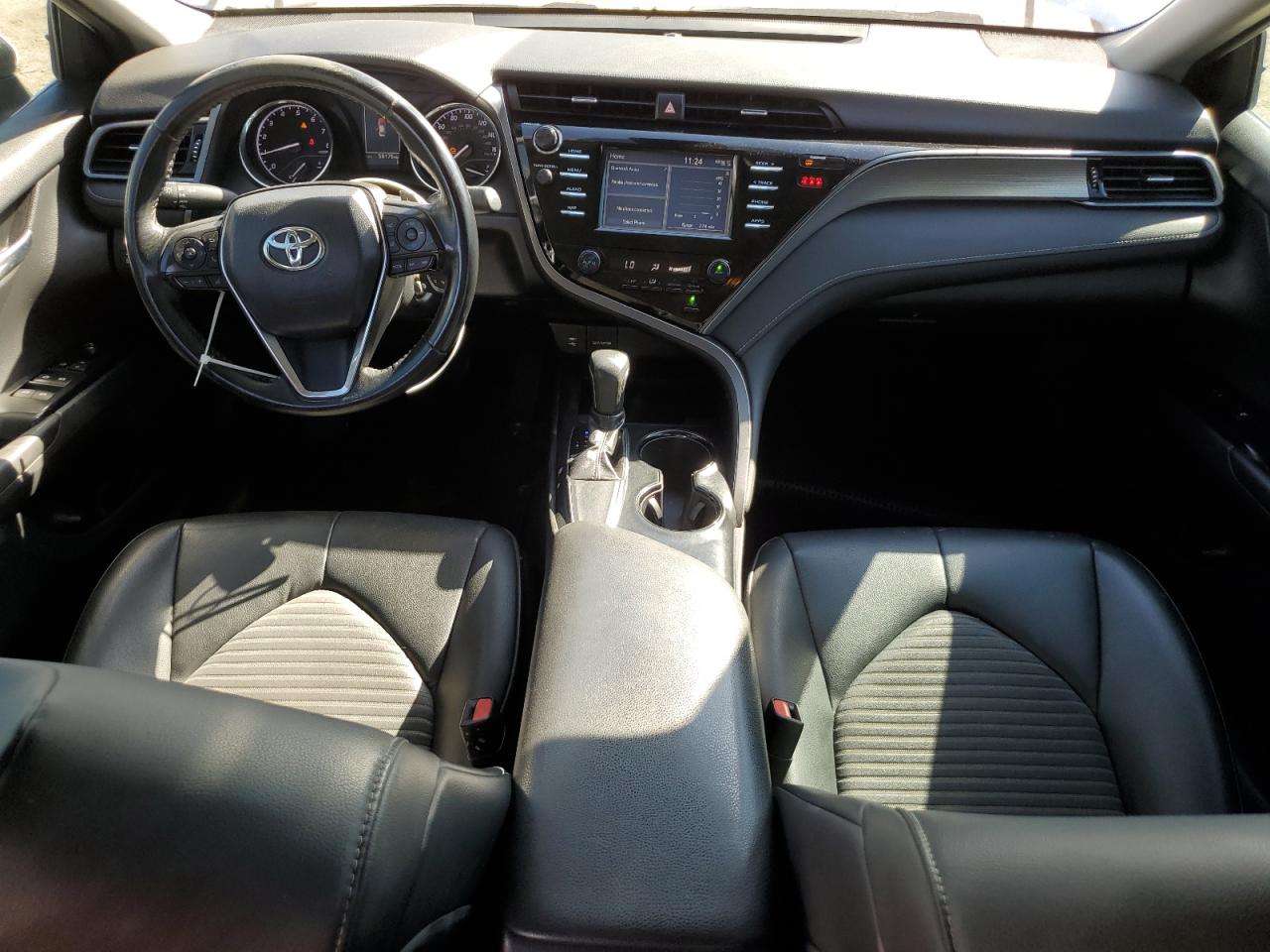 Toyota Camry L