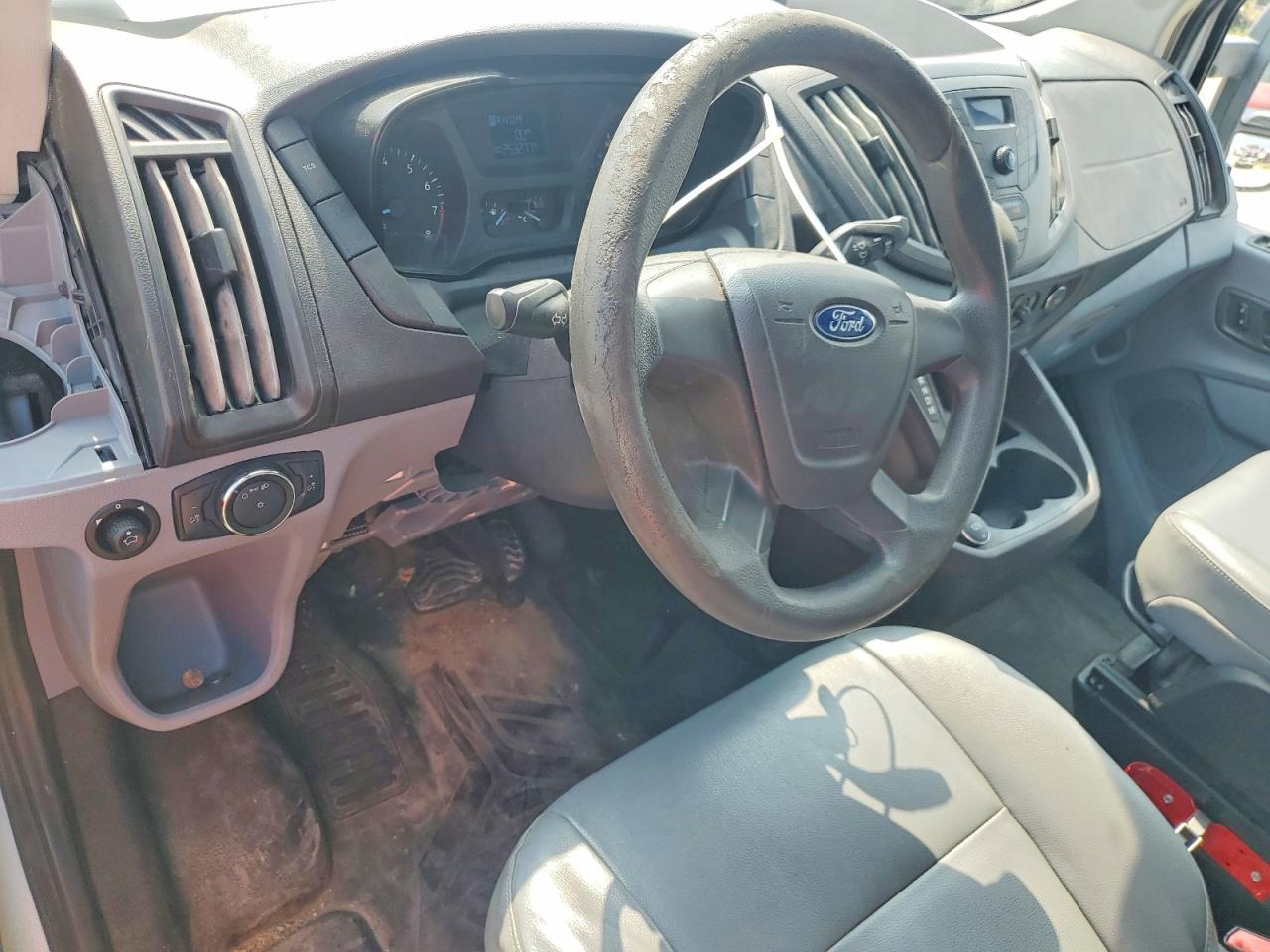 Ford Transit T-150