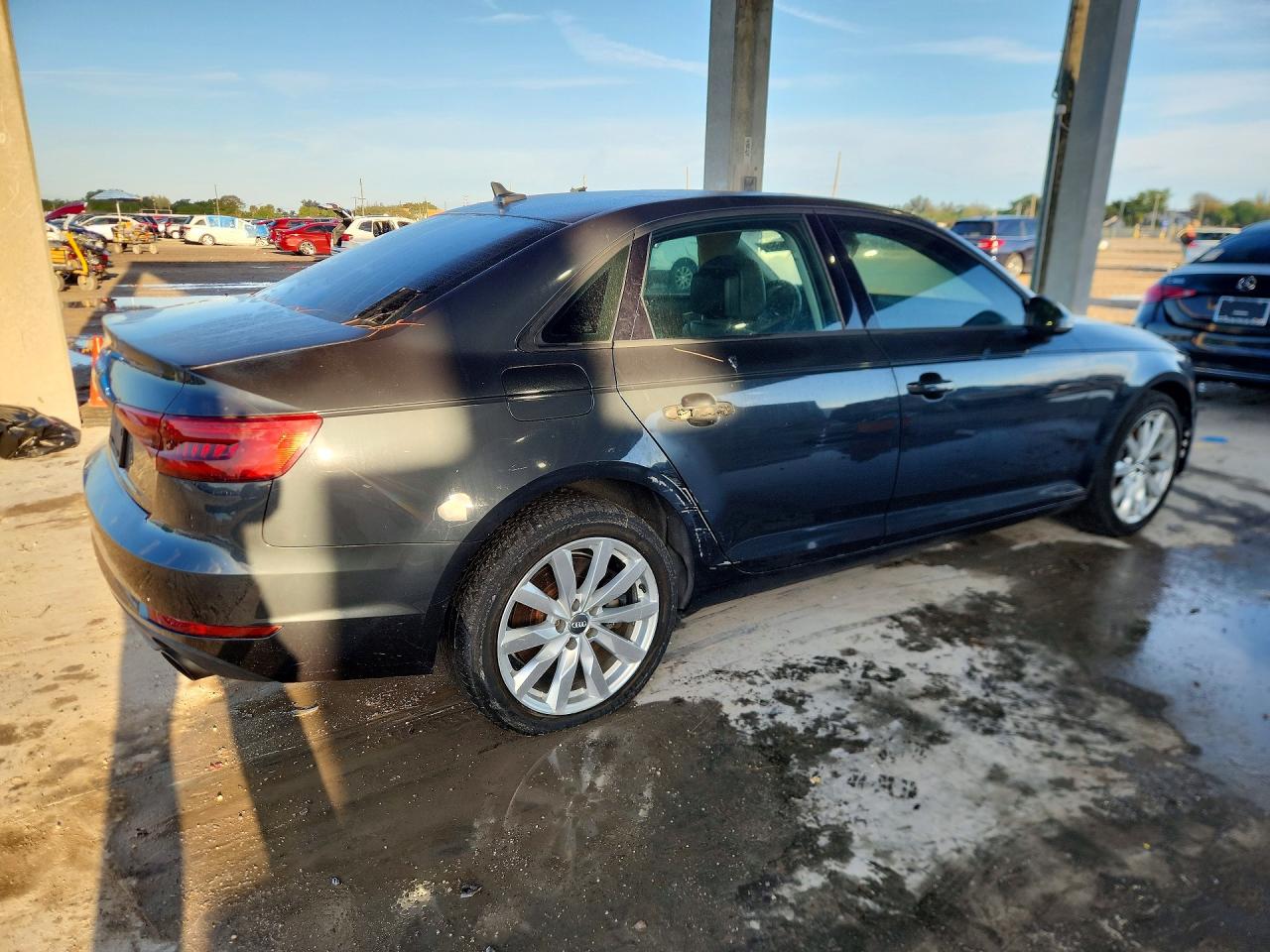 Audi A4 Premium