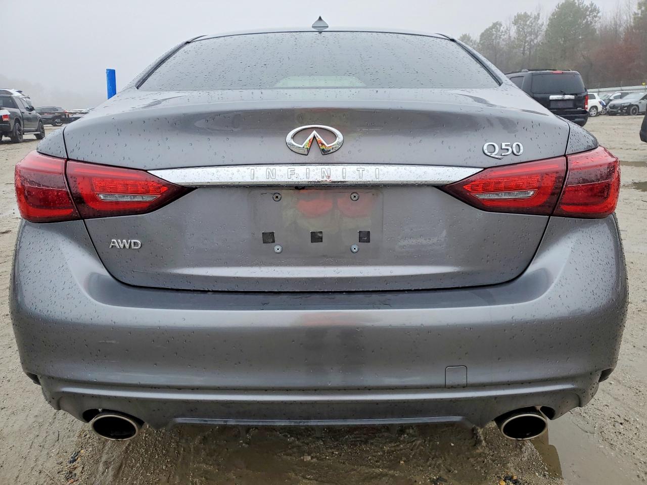 INFINITI Q50 Pure