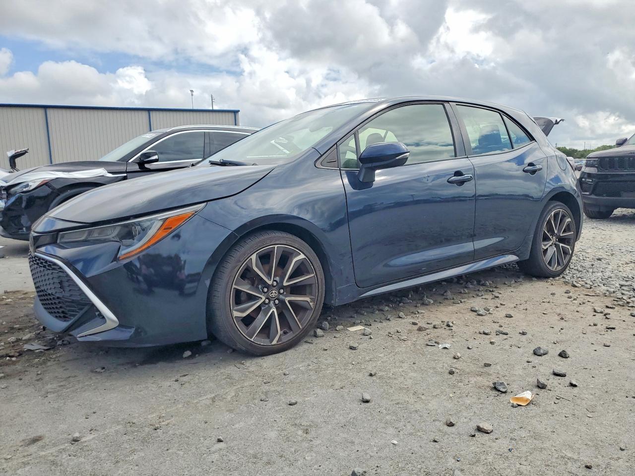 Salvage Toyota Corolla Image