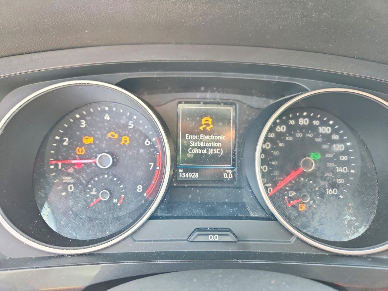 Volkswagen Tiguan S