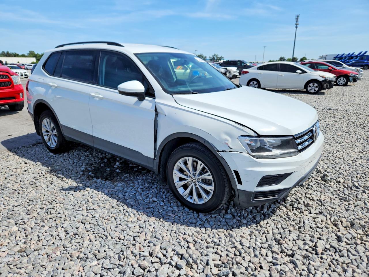 Volkswagen Tiguan S