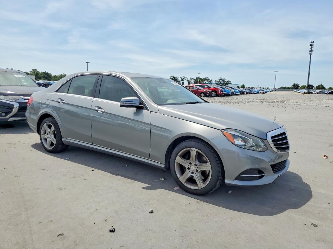 Mercedes-Benz E-Class 350