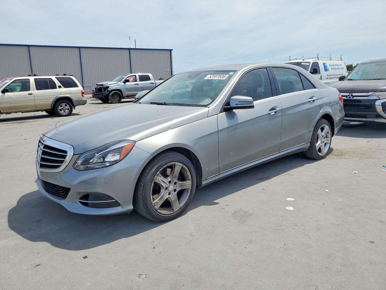 Salvage Mercedes-Benz E-Class Image
