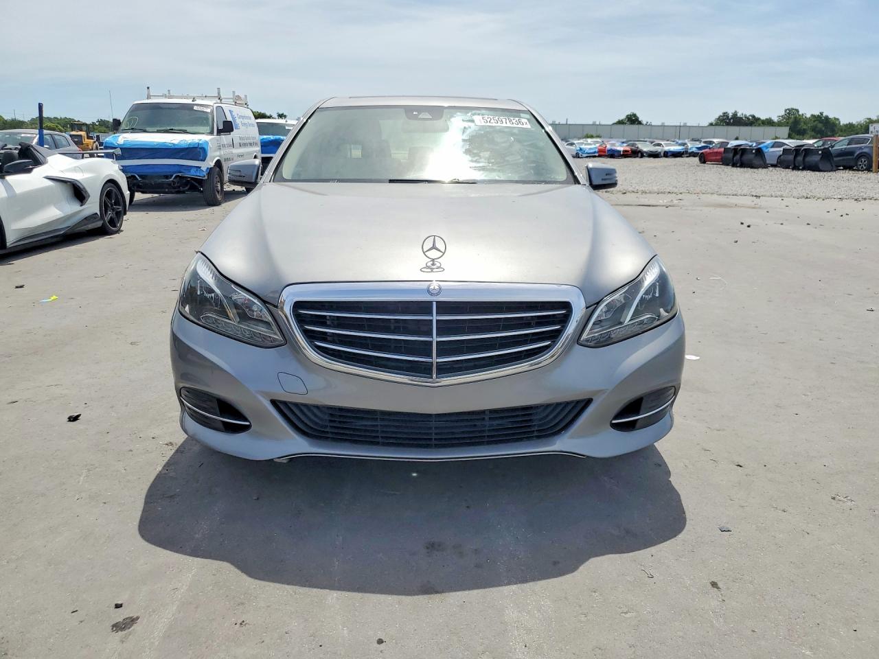 Mercedes-Benz E-Class 350