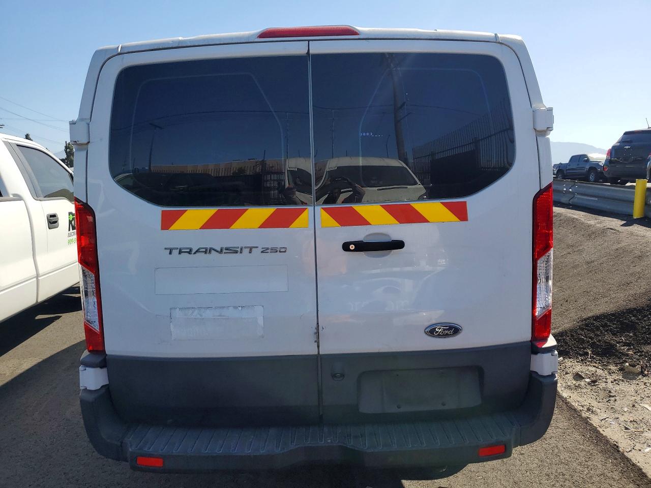 Ford Transit T-250