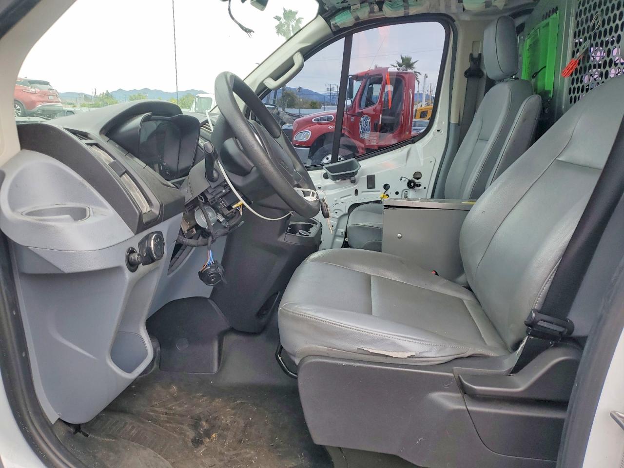 Ford Transit T-250