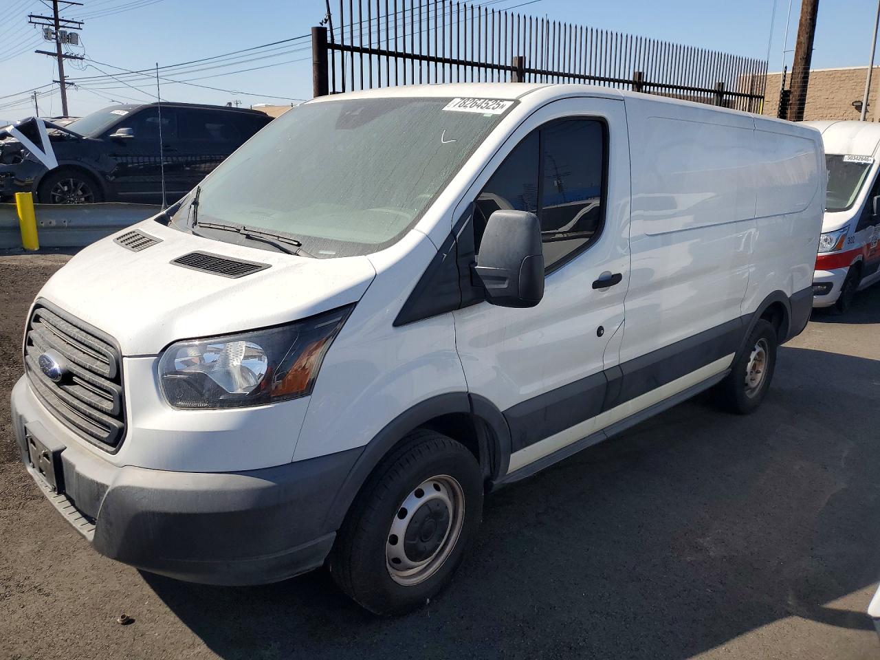 Salvage Ford Transit Image