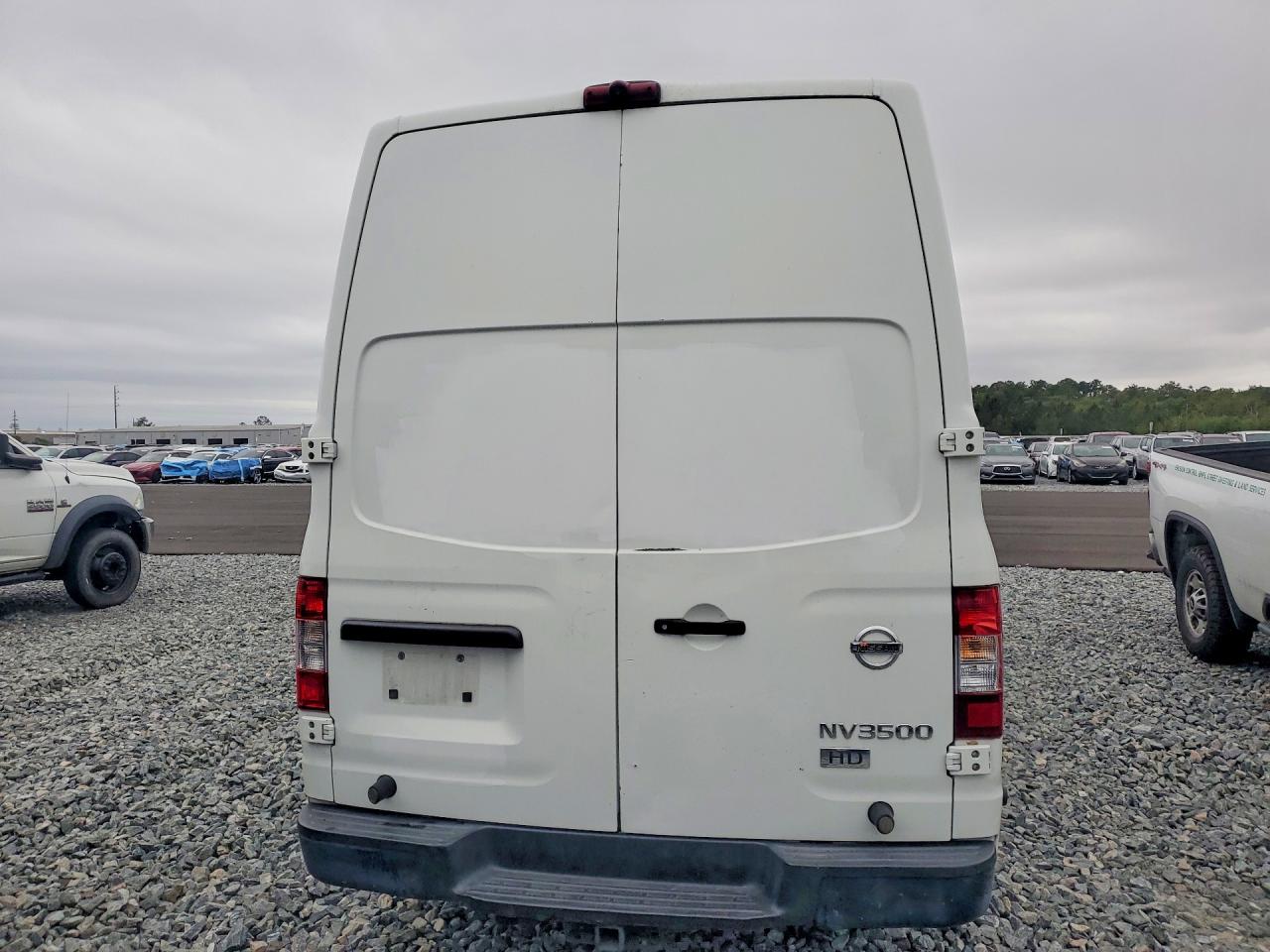 Nissan Nv 2500 Hd S