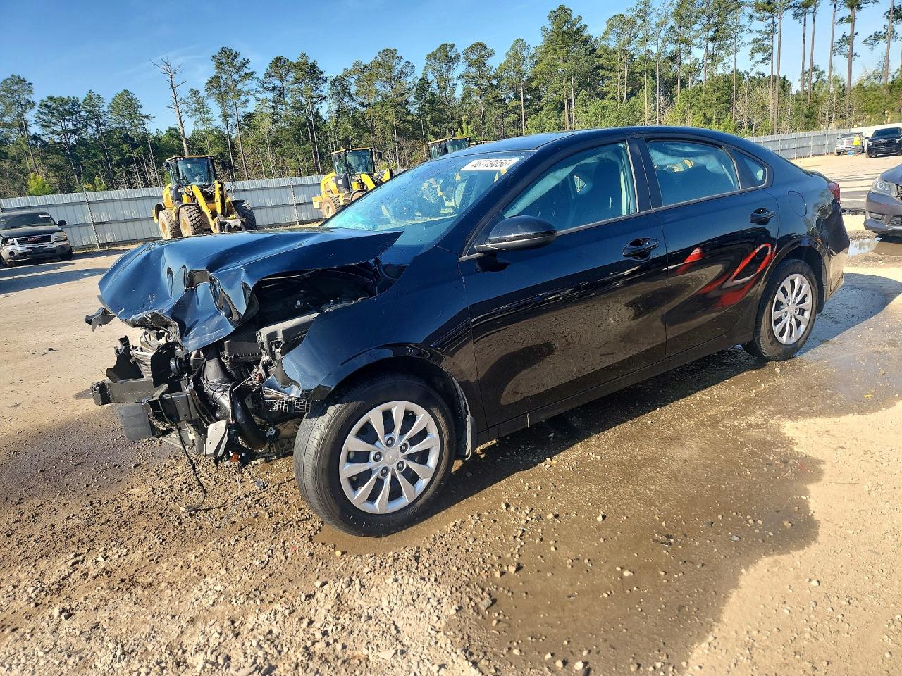 Salvage Kia Forte Image