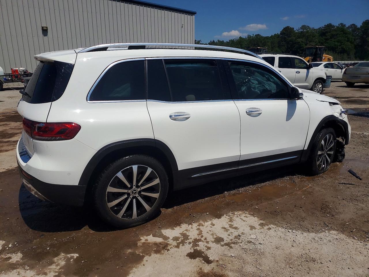 Mercedes-Benz GLB 250