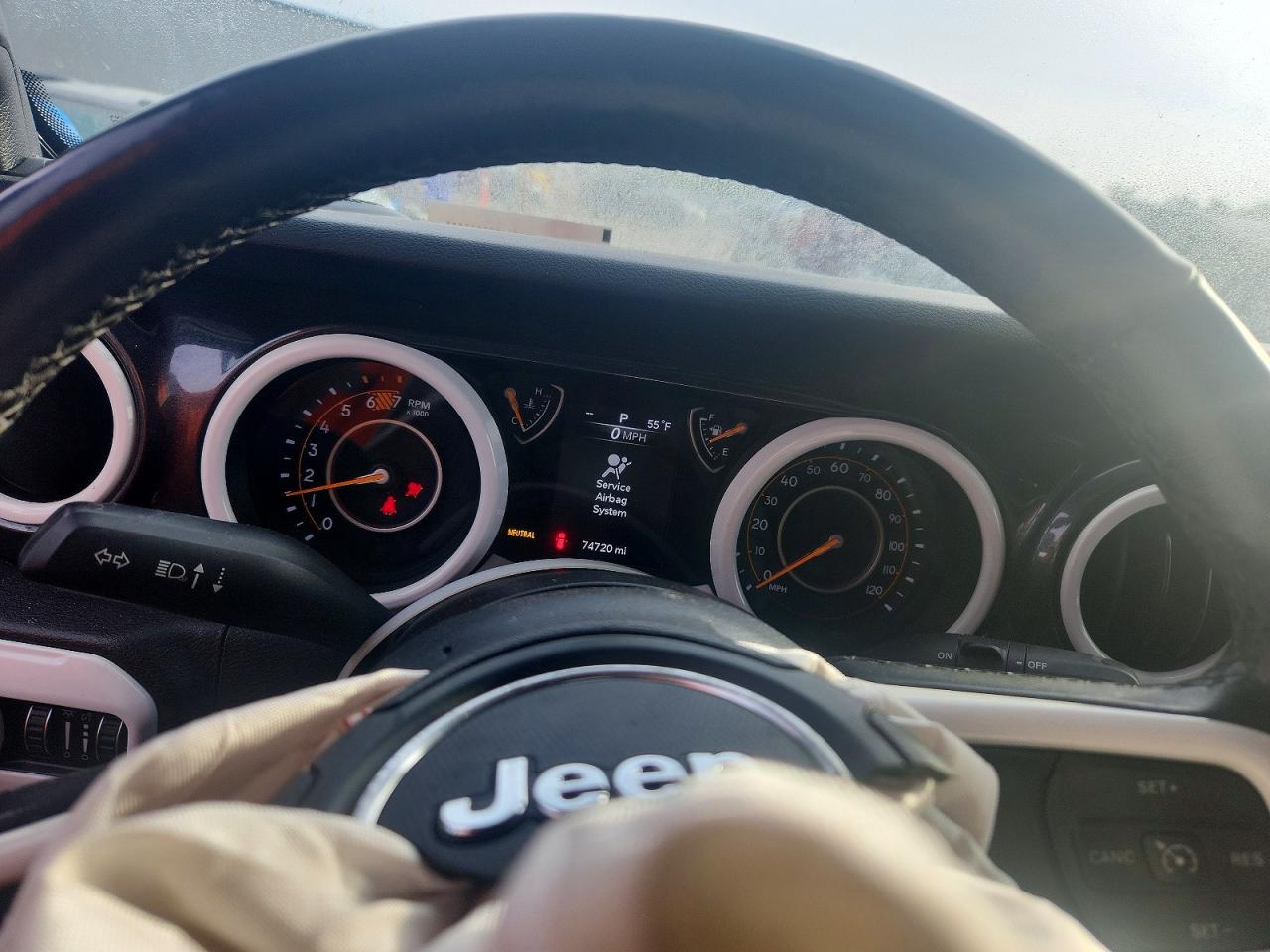Jeep Wrangler Sport
