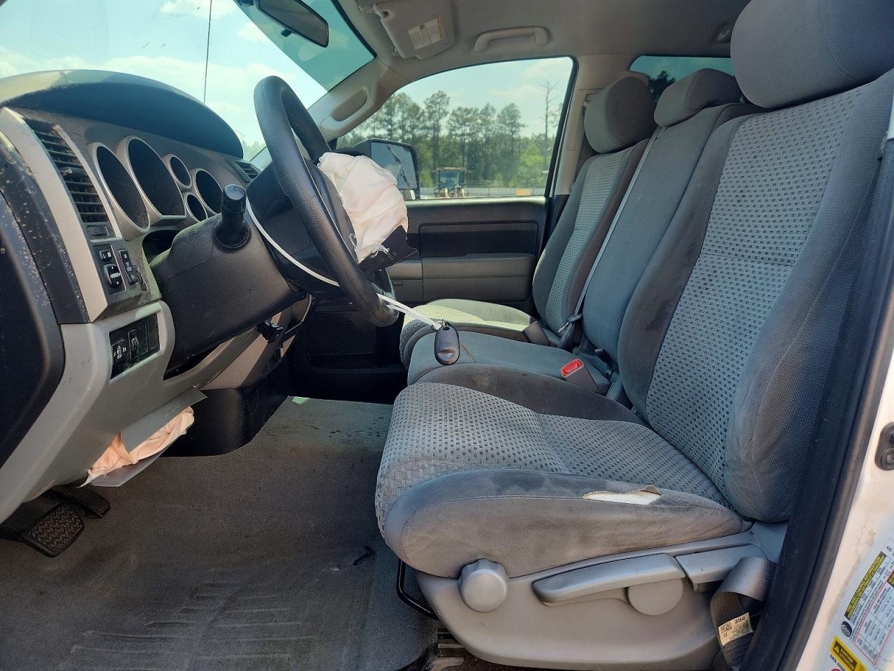 Toyota Tundra Double Cab Sr5