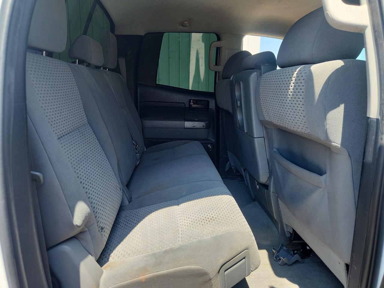 Toyota Tundra Double Cab Sr5