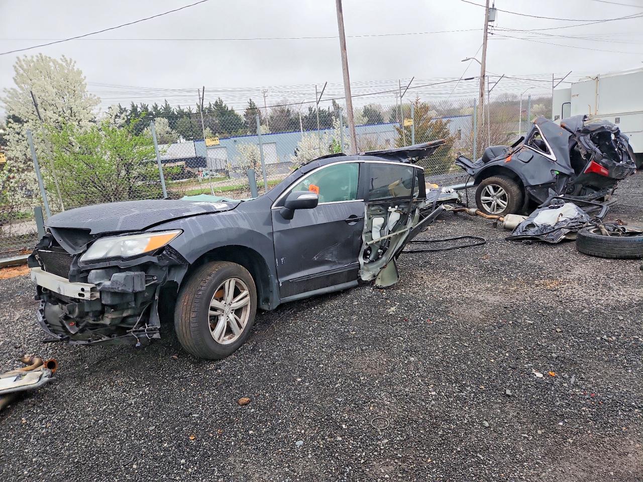 Salvage Acura RDX Image