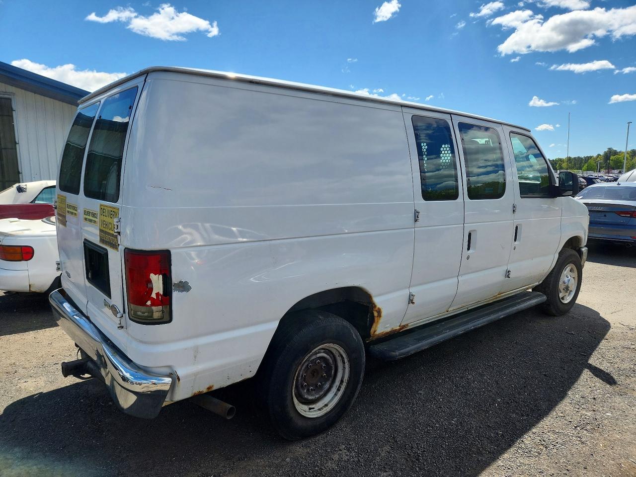 Ford Econoline E250 Van