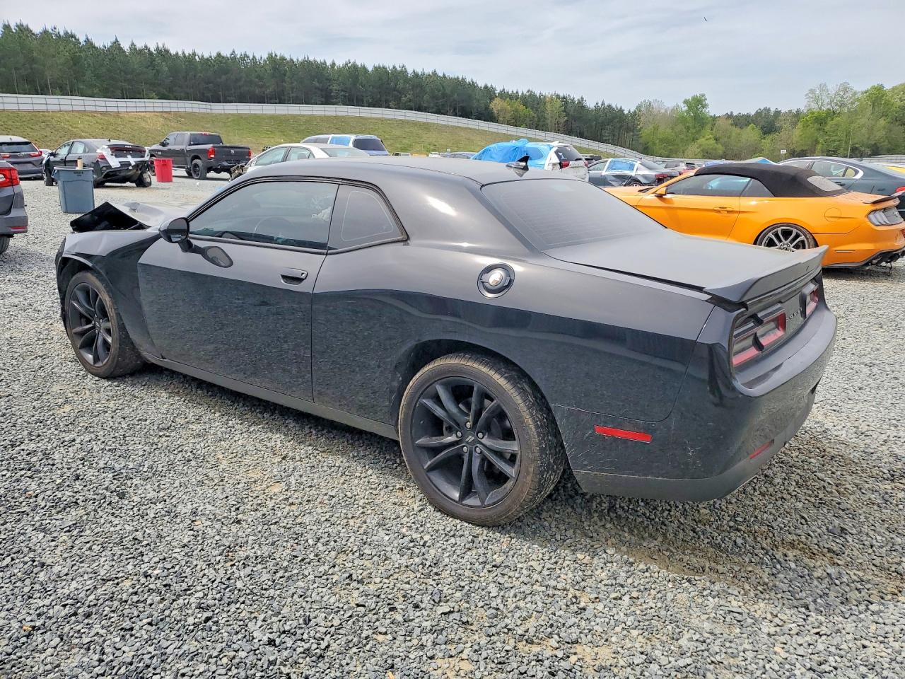 Dodge Challenger Sxt