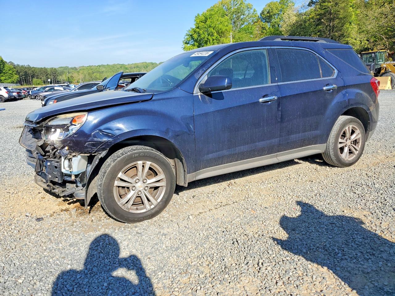 Salvage Chevrolet Equinox Image