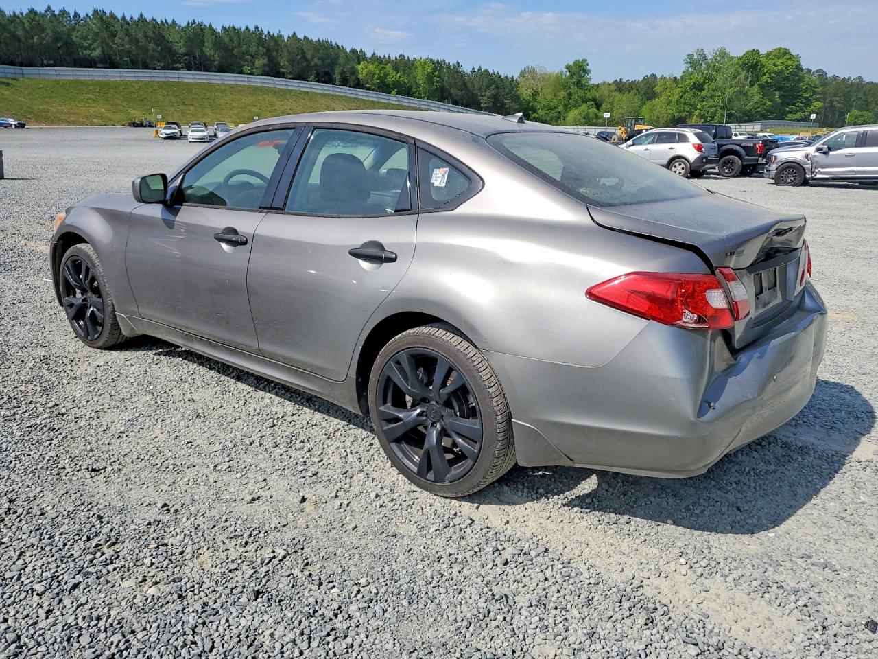 INFINITI M37 X