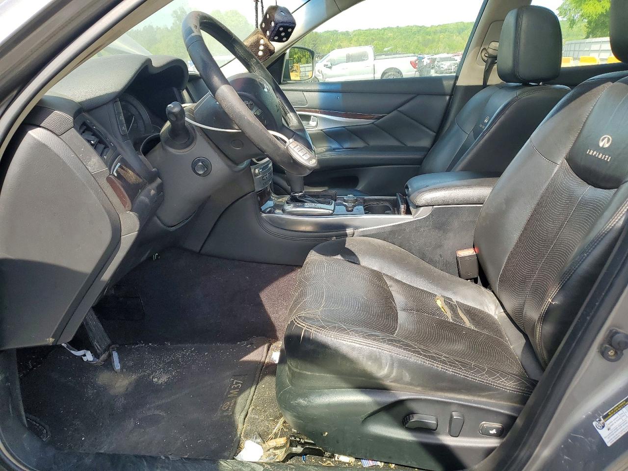 INFINITI M37 X