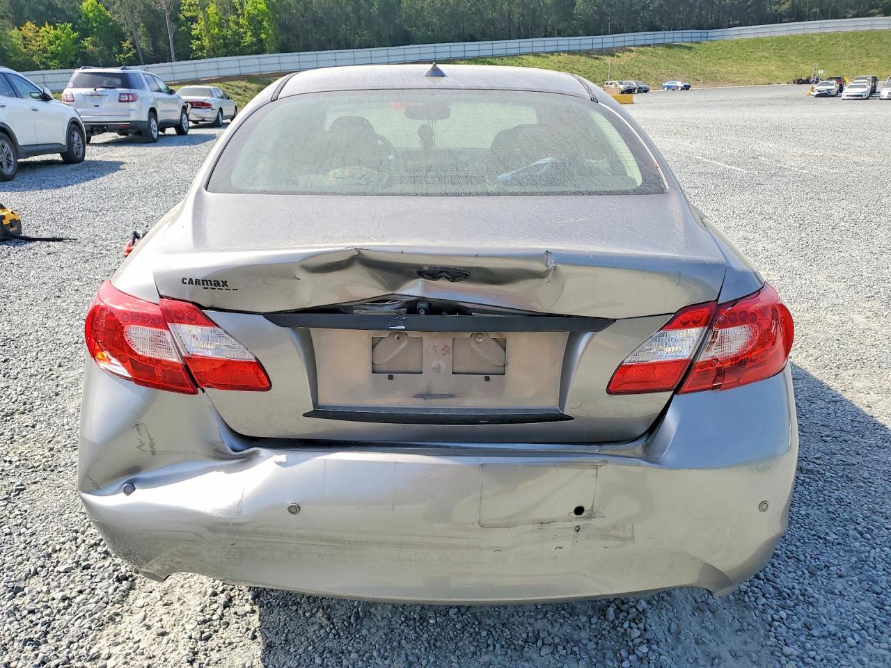 INFINITI M37 X