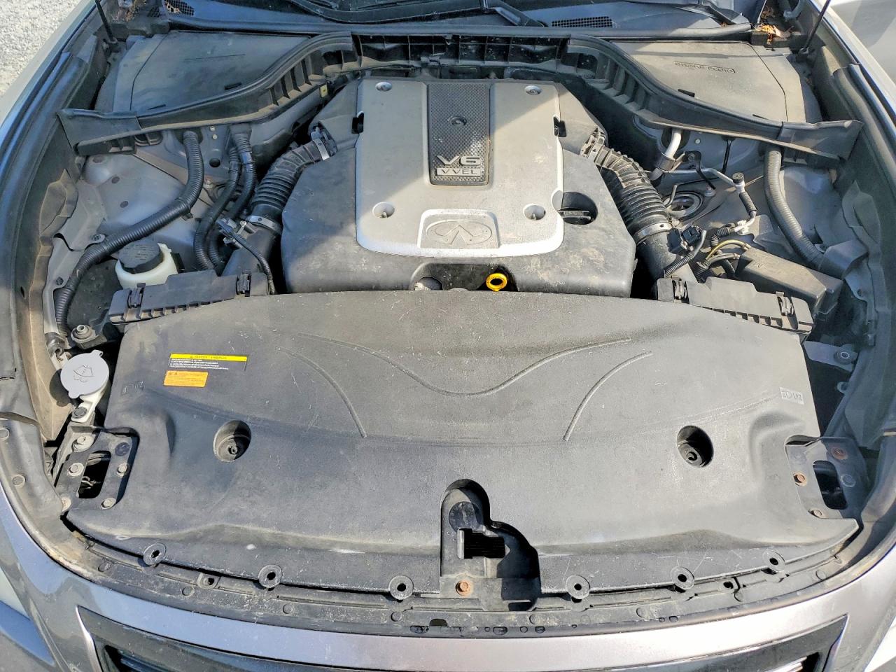 INFINITI M37 X