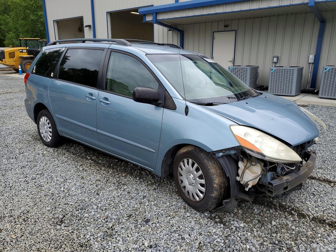 Toyota Sienna Ce 7-passenger