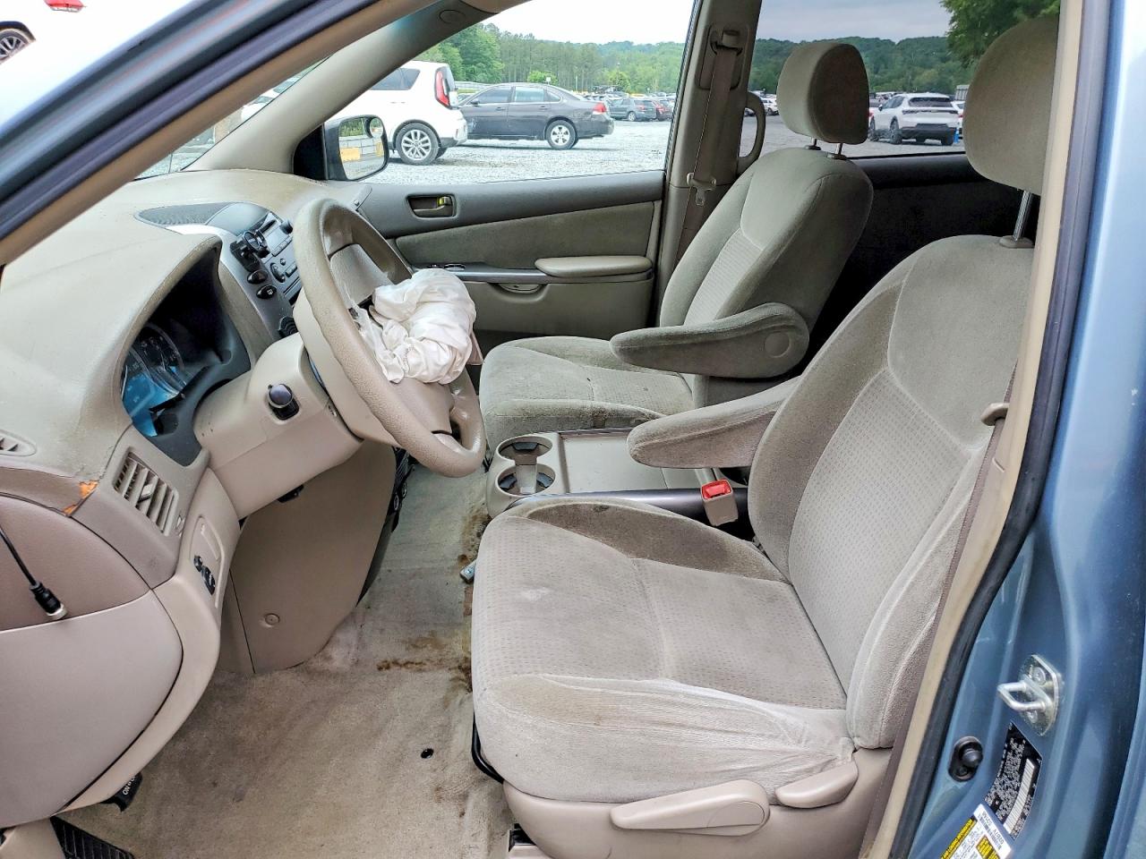 Toyota Sienna Ce 7-passenger