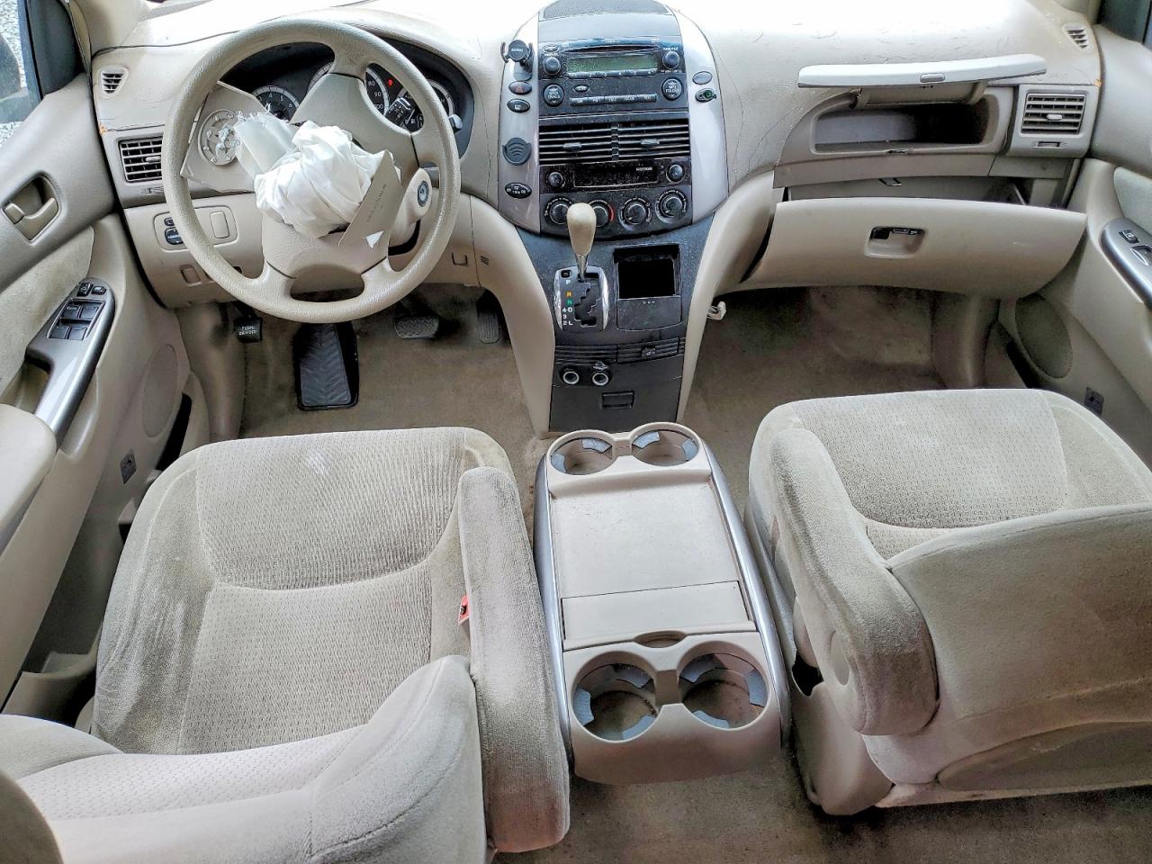 Toyota Sienna Ce 7-passenger