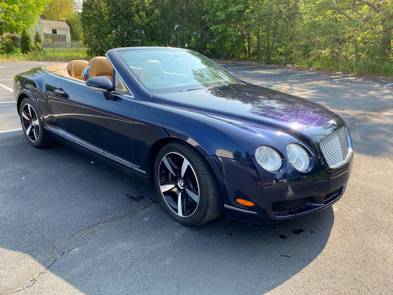 Salvage Bentley Continenta Image