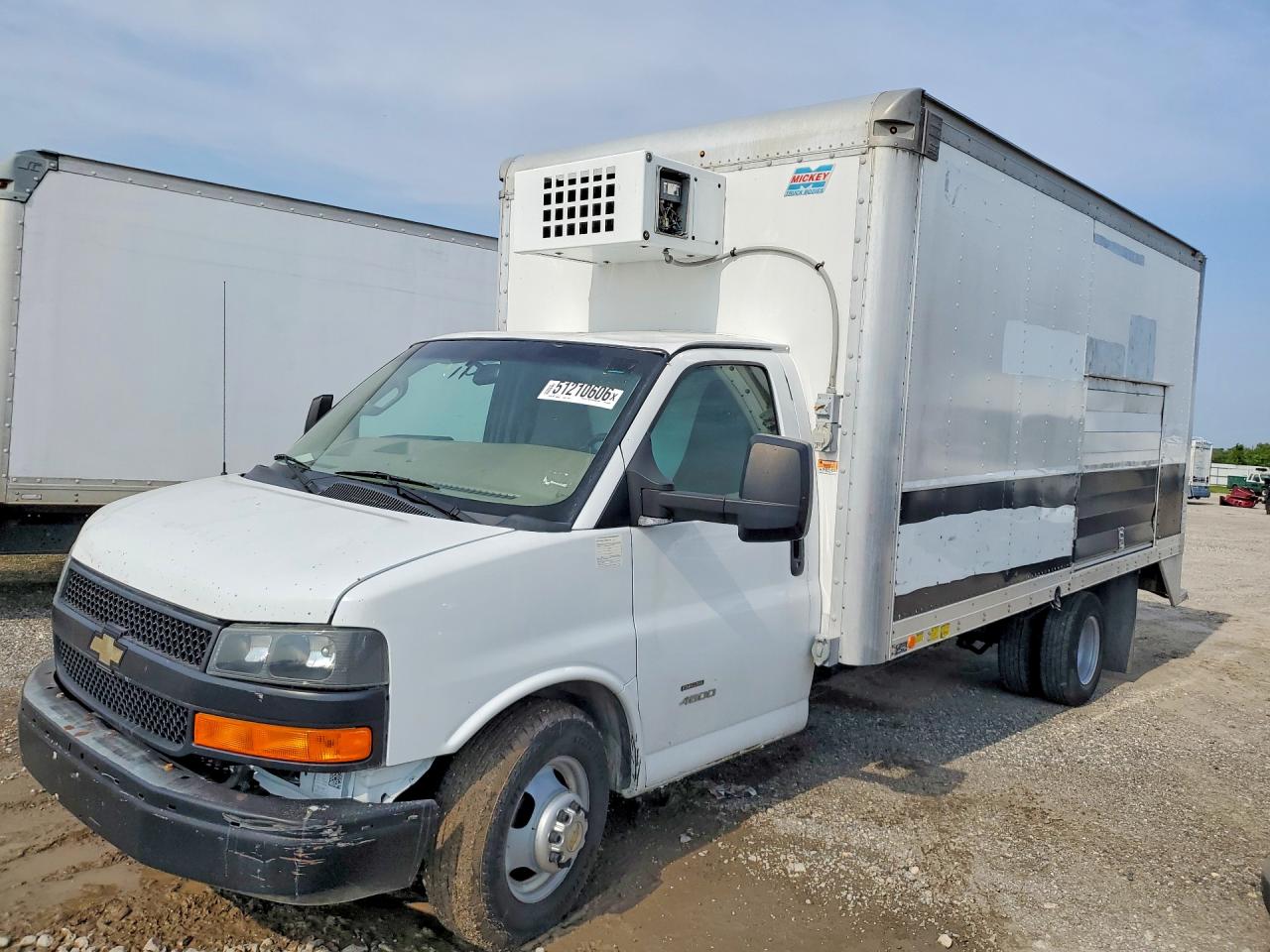 Salvage Chevrolet Express Image