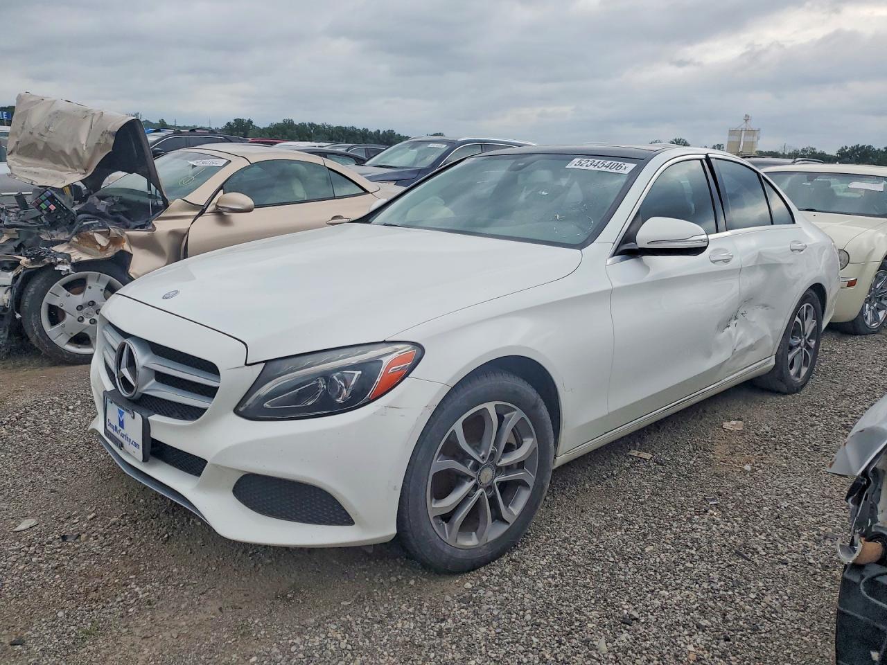 Salvage Mercedes-Benz C-Class Image