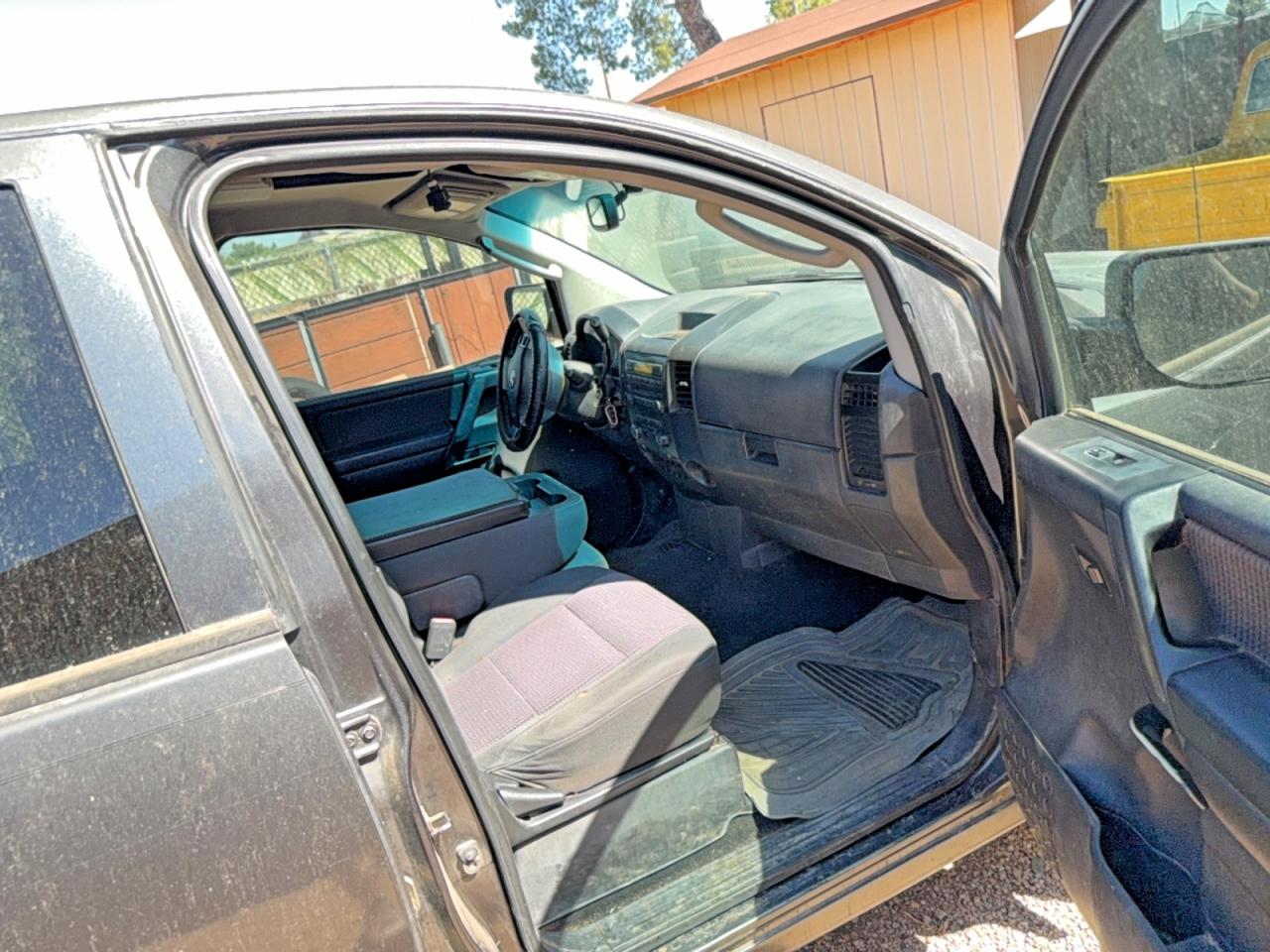Nissan Titan Xe