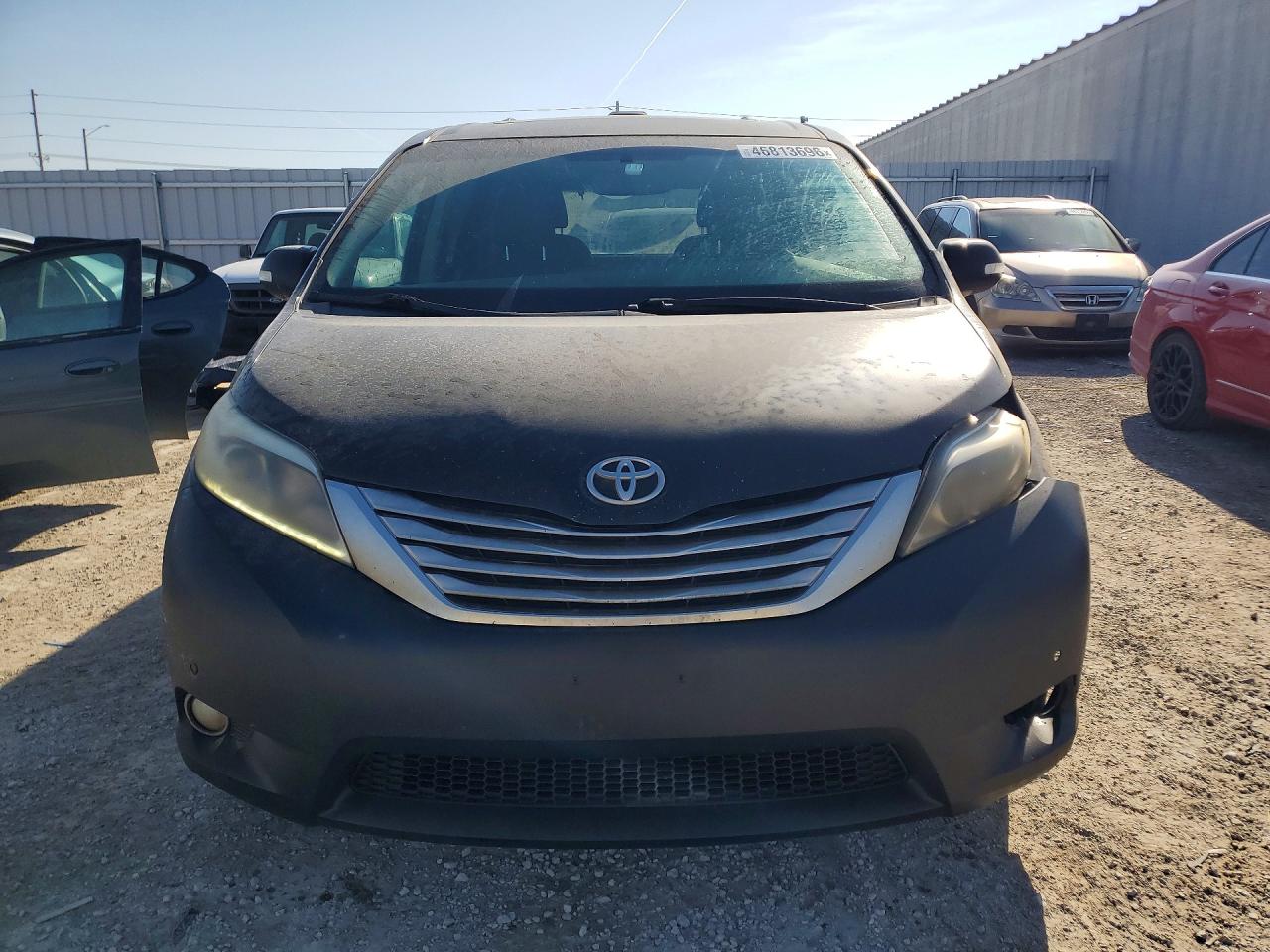 Toyota Sienna Limited 7-passenger