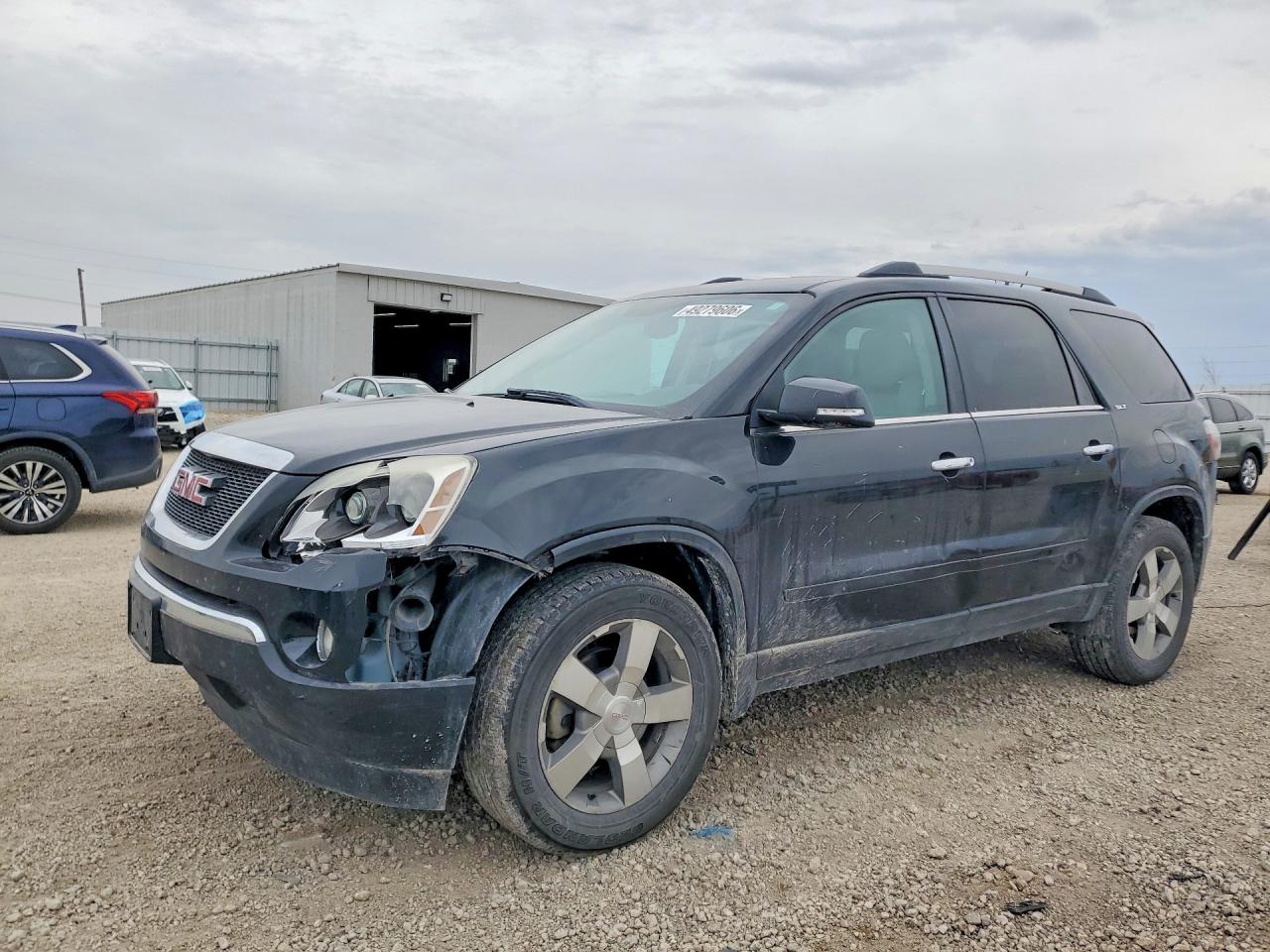 Salvage GMC Acadia Image