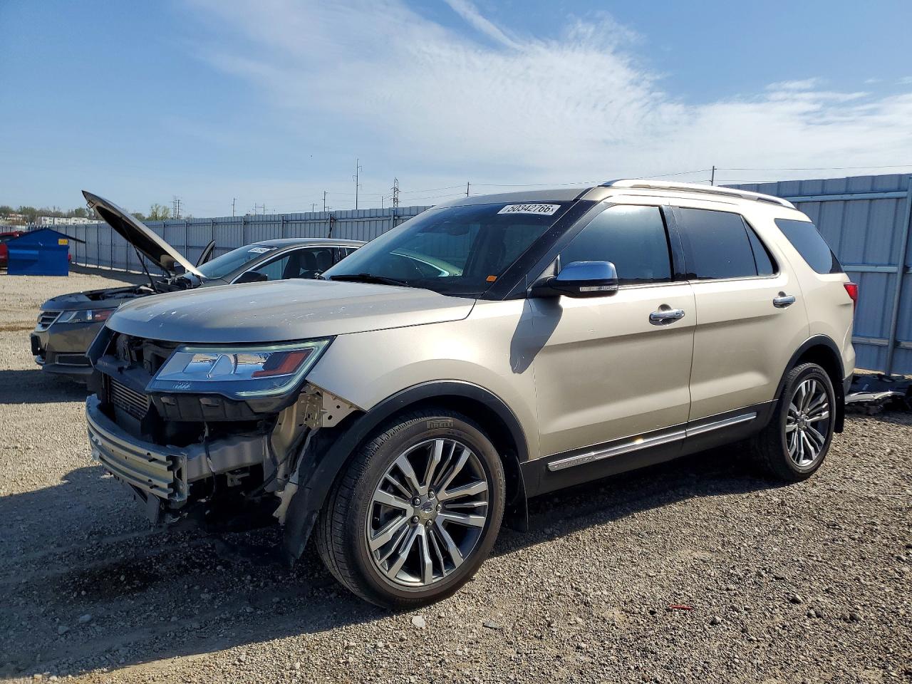 Salvage Ford Explorer Image